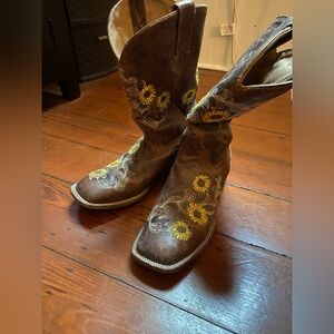 Shyanne Brown Leather Cowboy Boots